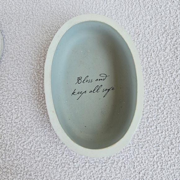 Willow Tree Angel Of Prayer Gift Trinket Box 2003 Susan Lordi Demdaco 4" - Picture 8 of 9